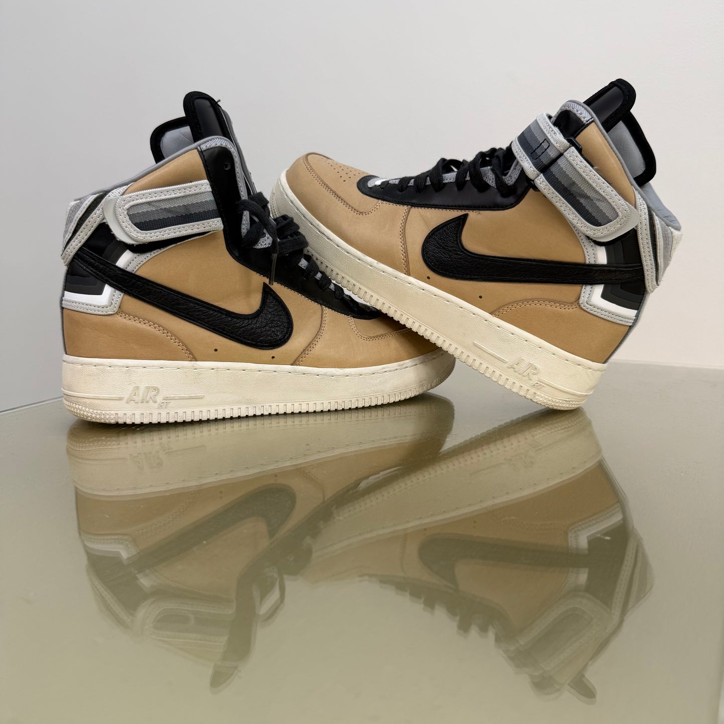 Nike+R.T. AIR High Sneakers, biggest part brown, white sole