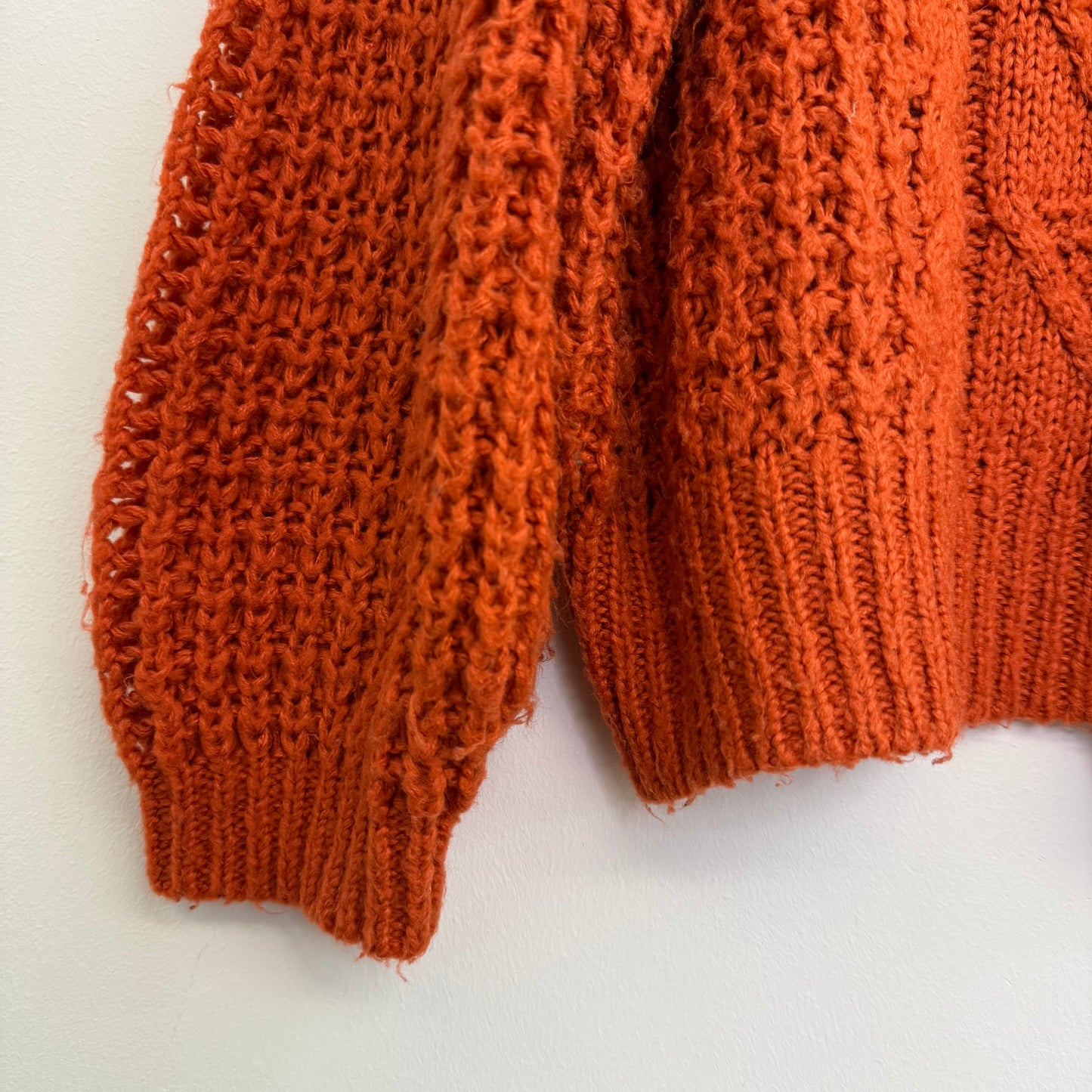COMME des GARÇONS SHIRT, gebreide, zacht oranje trui