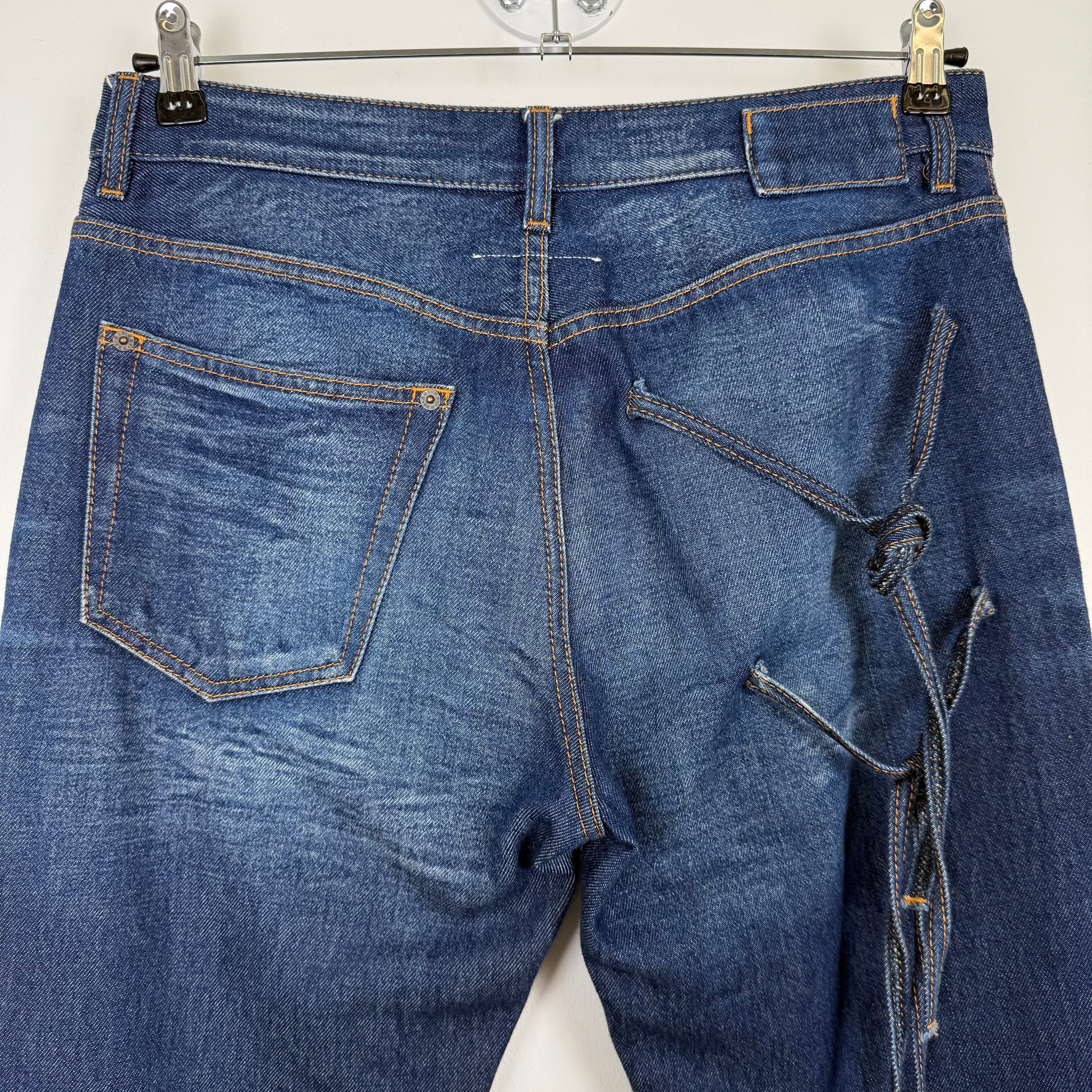 MM6 Maison Margiela Blue Wash Knot-Detail Straight Leg Jeans