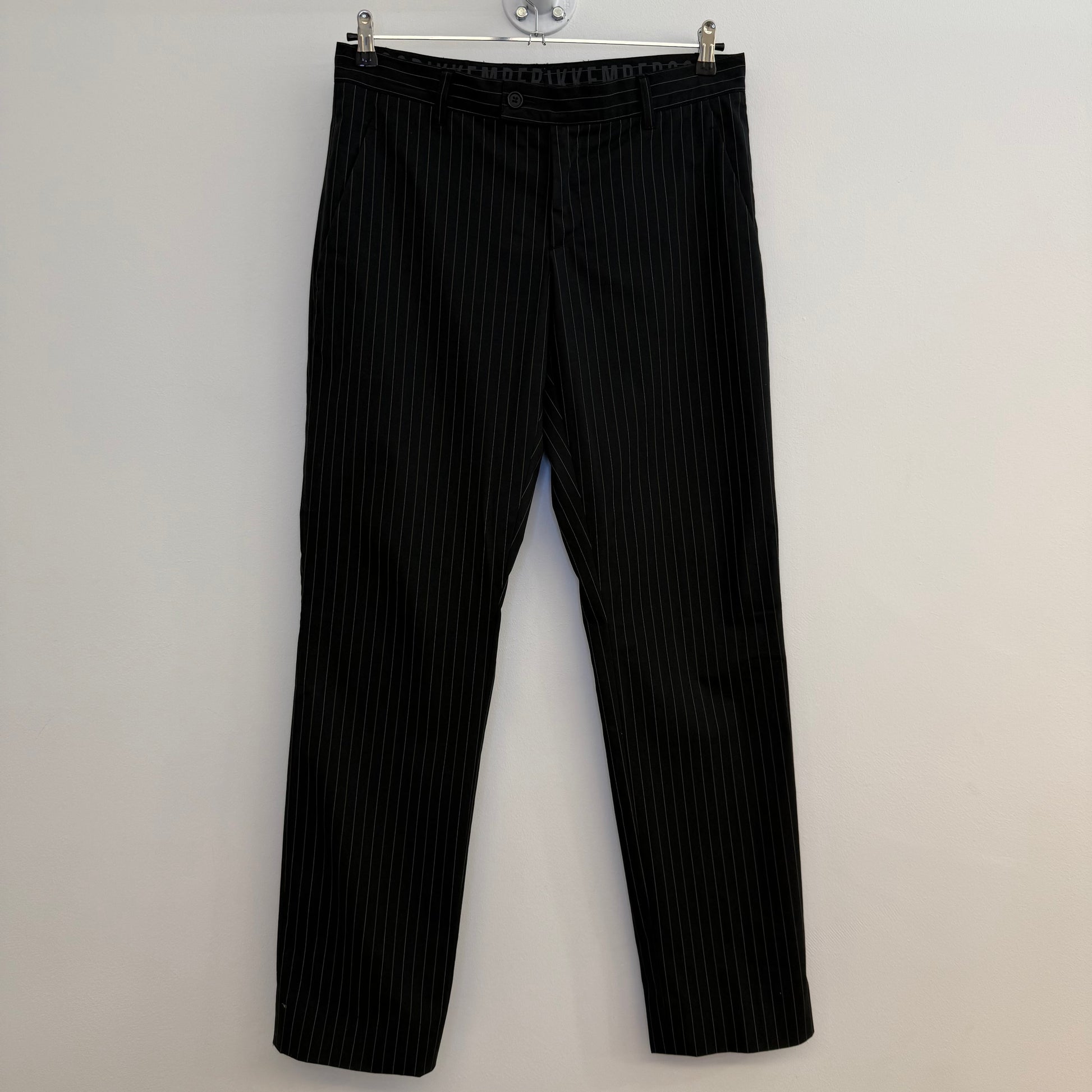 Bikkembergs 2-pieces suit, black with white chalkstripes