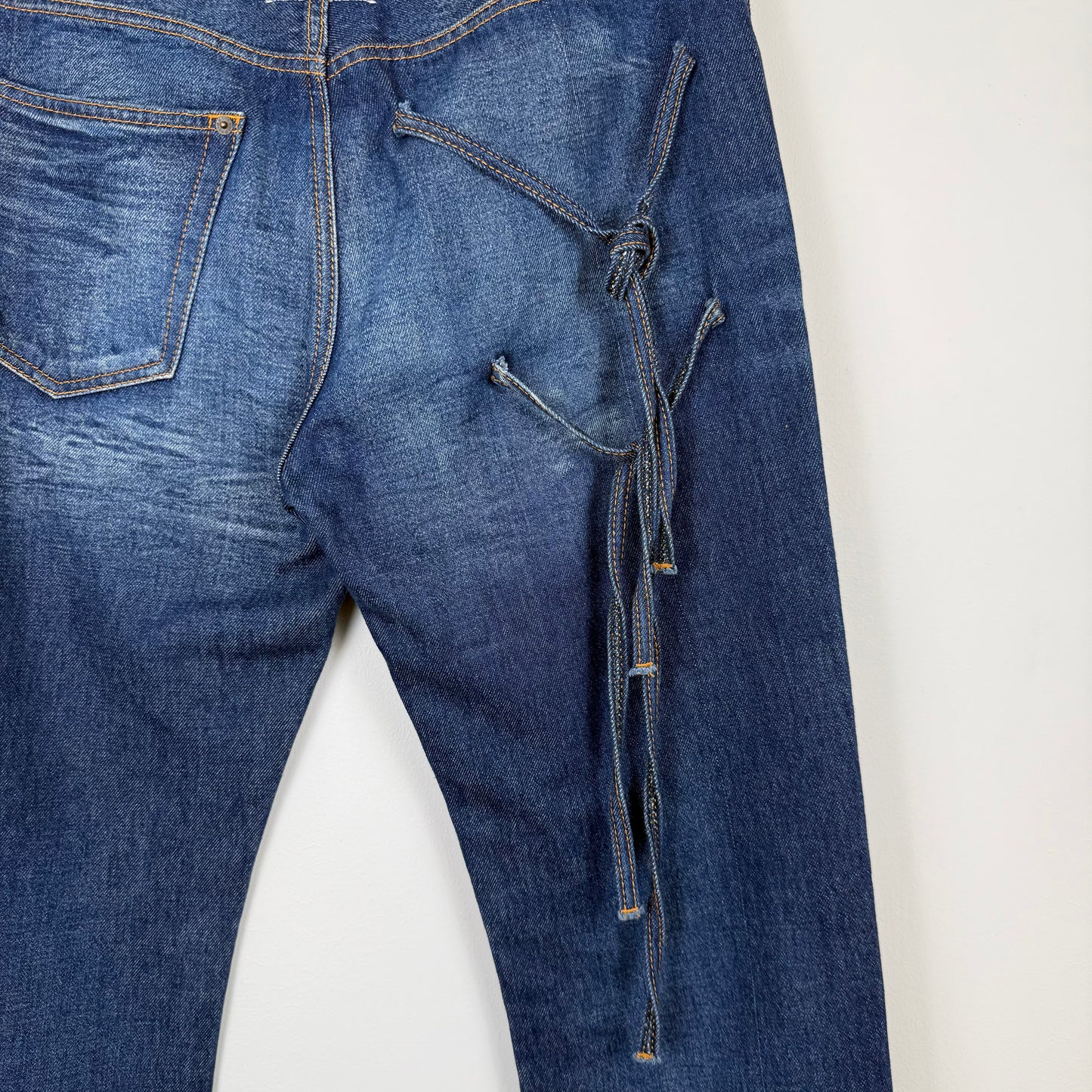 MM6 Maison Margiela Blue Wash Knot-Detail Straight Leg Jeans