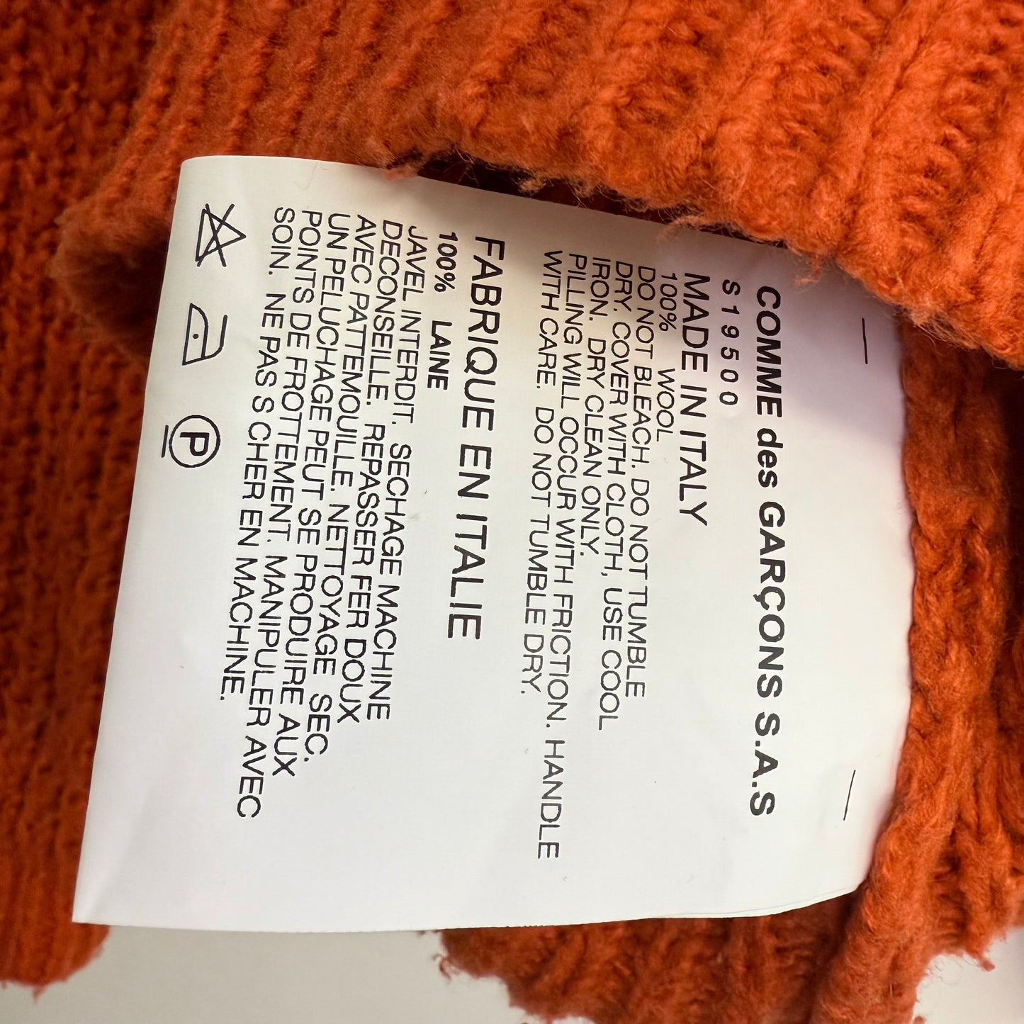 COMME des GARÇONS SHIRT, gebreide, zacht oranje trui